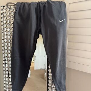 Men’s charcoal, gray Nike joggers